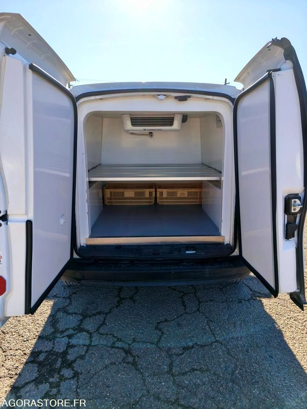 Renault Kangoo frigorifique - Легковой фургон: фото 5 Renault Kangoo frigorifique - Легковой фургон: фото 5