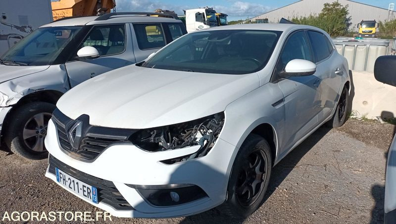 Renault Megane - 2019 - 201488kms - FH-211-ER - Легковой автомобиль: фото 2 Renault Megane - 2019 - 201488kms - FH-211-ER - Легковой автомобиль: фото 2