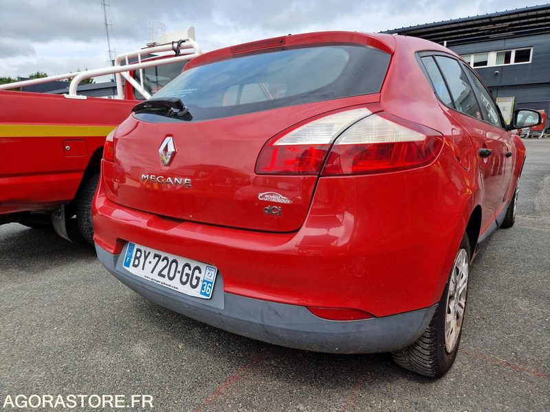 Renault Megane - BY720GG - Легковой автомобиль: фото 3 Renault Megane - BY720GG - Легковой автомобиль: фото 3