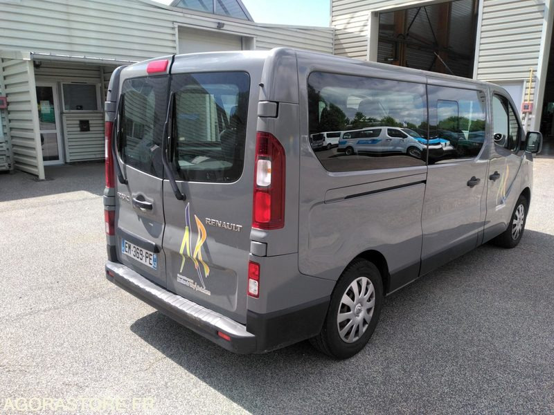 Renault Trafic 2017 114300 kms - Микроавтобус, Пассажирский фургон: фото 3 Renault Trafic 2017 114300 kms - Микроавтобус, Пассажирский фургон: фото 3