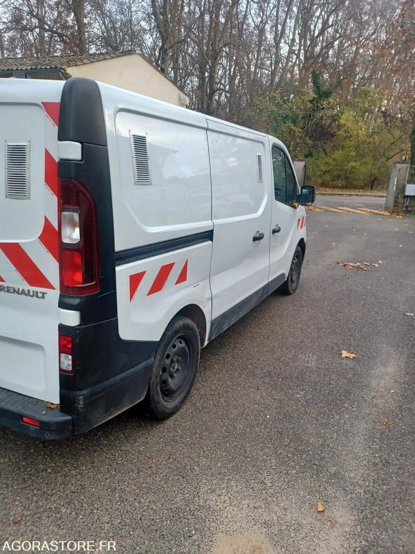 Renault Trafic - 2018 - 195000kms - FC-435-CQ - Цельнометаллический фургон: фото 2 Renault Trafic - 2018 - 195000kms - FC-435-CQ - Цельнометаллический фургон: фото 2