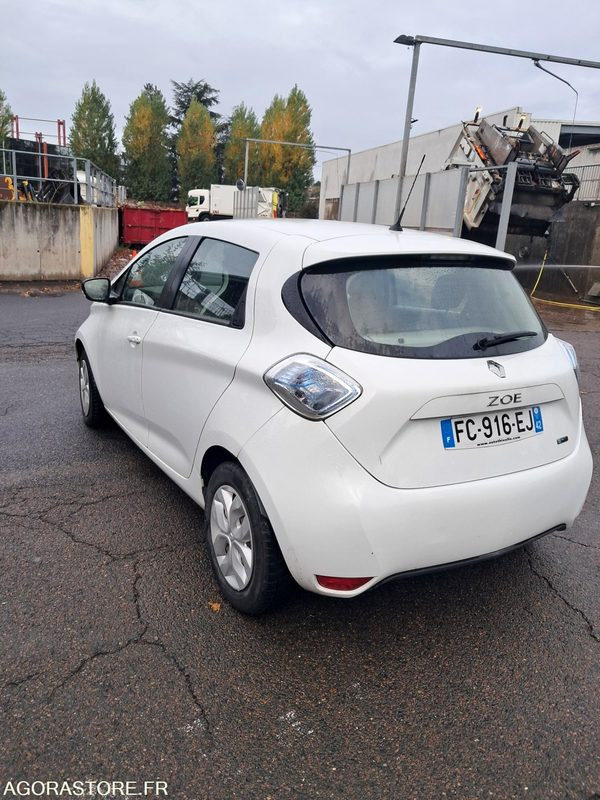 Renault ZOE FC-916-EJ - Легковой автомобиль: фото 3 Renault ZOE FC-916-EJ - Легковой автомобиль: фото 3
