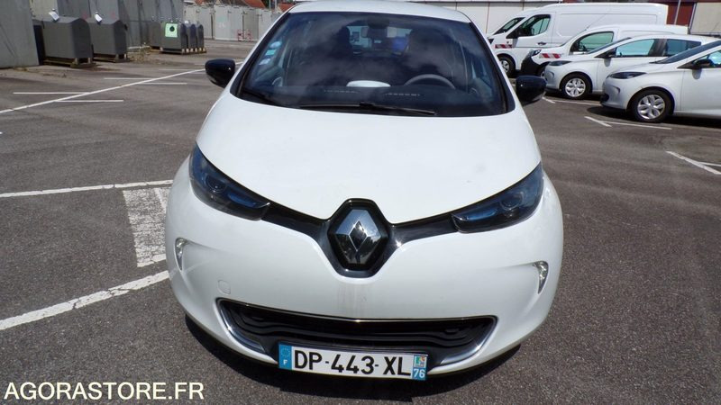 Renault Zoe DP-443-XL (BP) - Легковой автомобиль: фото 2 Renault Zoe DP-443-XL (BP) - Легковой автомобиль: фото 2