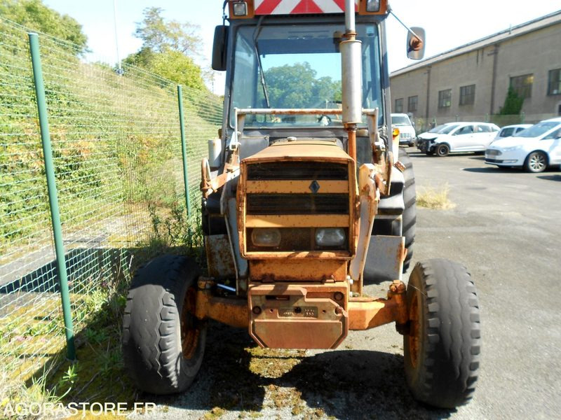 TRACTEUR RENAULT 652 - Коммунальный трактор: фото 3 TRACTEUR RENAULT 652 - Коммунальный трактор: фото 3