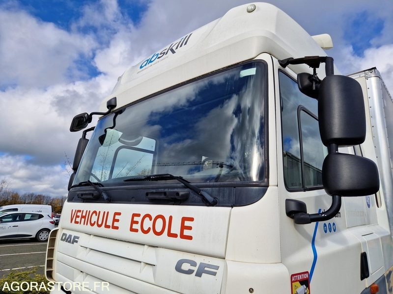 DAF CF 85.360 - 2013 - 219991 Kms - CR845FW - Тягач: фото 5 DAF CF 85.360 - 2013 - 219991 Kms - CR845FW - Тягач: фото 5