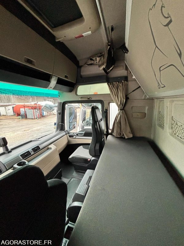 TRACTEUR MAN TGX19.480 - 2017 - 923446 kms (42020) - Тягач: фото 4 TRACTEUR MAN TGX19.480 - 2017 - 923446 kms (42020) - Тягач: фото 4