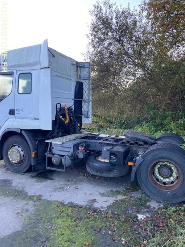TRACTEUR - RENAULT - PREMIUM - 2009 - 265000 KM - 4595 - Тягач: фото 3 TRACTEUR - RENAULT - PREMIUM - 2009 - 265000 KM - 4595 - Тягач: фото 3
