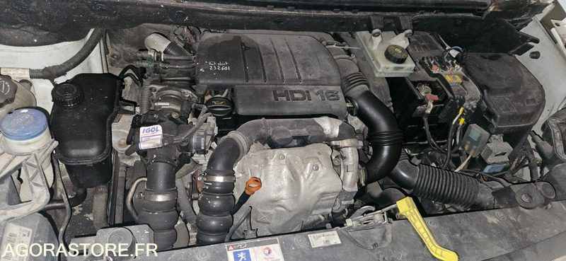 VEHICULE FRIGORIFIQUE PEUGEOT PARTNER AB519FR - Легковой фургон: фото 2 VEHICULE FRIGORIFIQUE PEUGEOT PARTNER AB519FR - Легковой фургон: фото 2