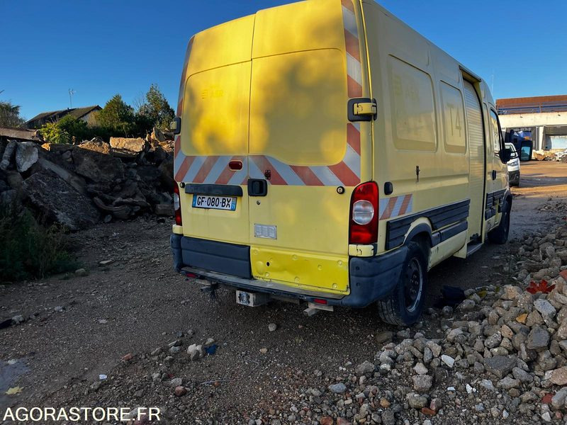 Renault master 2.5 dci 330000km - Цельнометаллический фургон: фото 3 Renault master 2.5 dci 330000km - Цельнометаллический фургон: фото 3