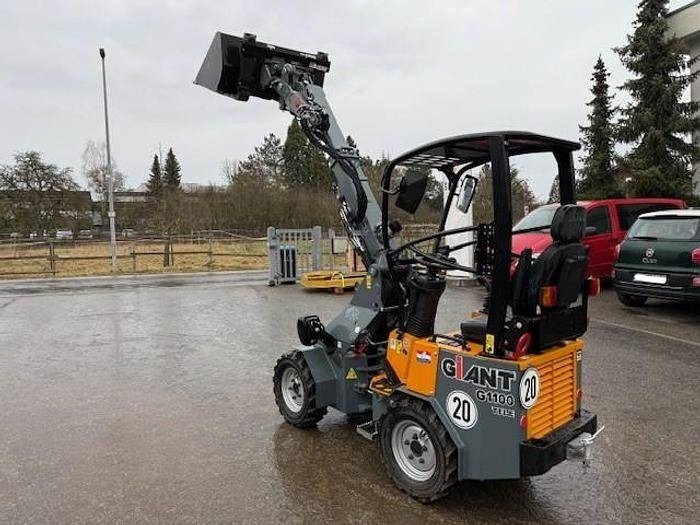 GiANT G1100  - Колёсный погрузчик: фото 3 GiANT G1100  - Колёсный погрузчик: фото 3