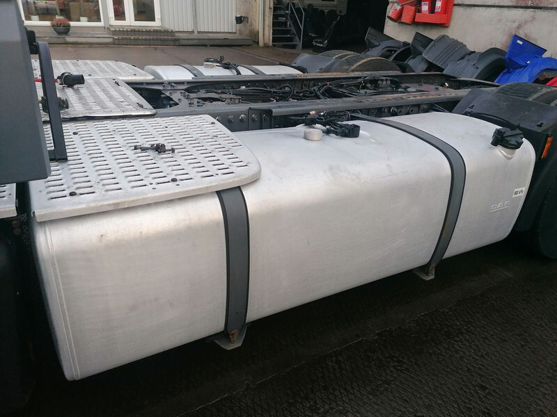 DAF - Топливный бак для Грузовиков: фото 1 DAF - Топливный бак для Грузовиков: фото 1