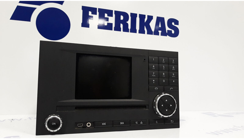 Mercedes-Benz Radio Navigation system - Приборная панель для Грузовиков: фото 1 Mercedes-Benz Radio Navigation system - Приборная панель для Грузовиков: фото 1