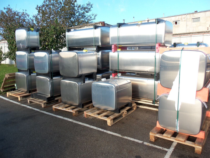 Volvo complete fuel tank with brackets and fuel pump, used or brand ne - Топливный бак для Грузовиков: фото 4 Volvo complete fuel tank with brackets and fuel pump, used or brand ne - Топливный бак для Грузовиков: фото 4