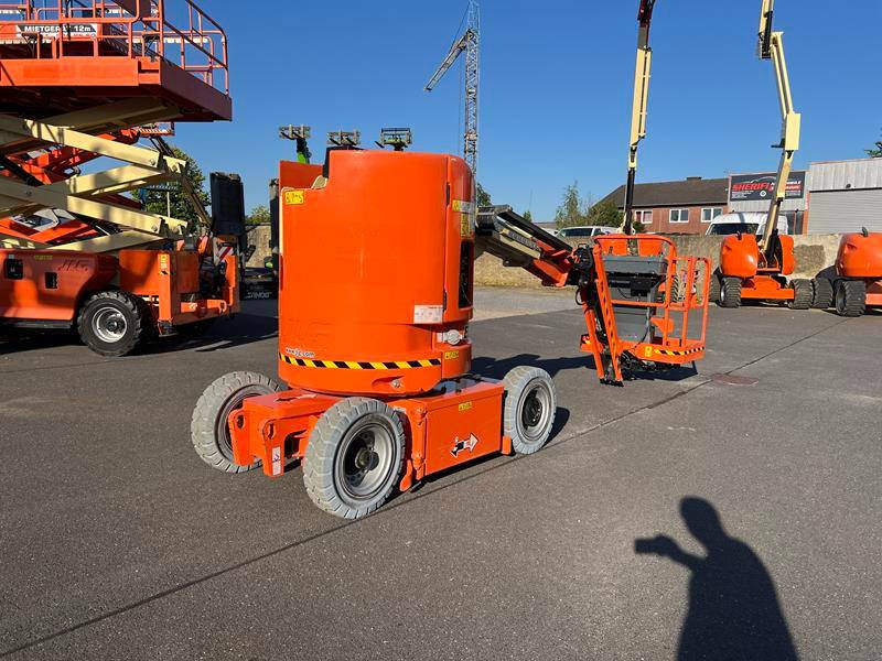 JLG E300 AJP elektro 11m (1791) - Коленчатый подъемник: фото 2 JLG E300 AJP elektro 11m (1791) - Коленчатый подъемник: фото 2