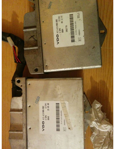 Scania VDO 412.413/006/005 412.413/006/002 - Блок управления: фото 2 Scania VDO 412.413/006/005 412.413/006/002 - Блок управления: фото 2