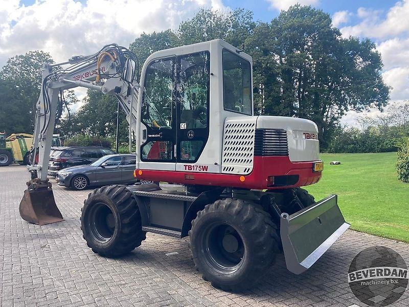 Takeuchi TB175W - Гусеничный экскаватор: фото 3 Takeuchi TB175W - Гусеничный экскаватор: фото 3