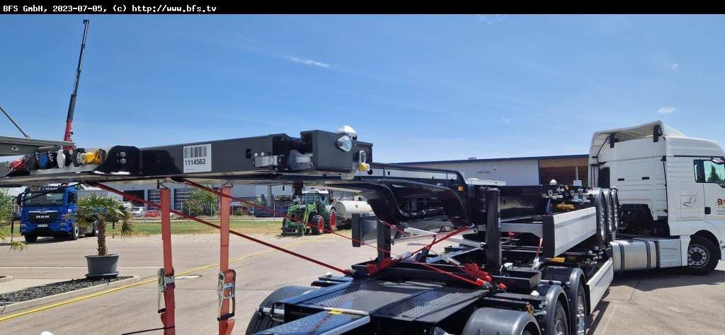 Krone Container Chassi SDC 27 eLTU5-2 - Полуприцеп-контейнеровоз/ Сменный кузов: фото 4 Krone Container Chassi SDC 27 eLTU5-2 - Полуприцеп-контейнеровоз/ Сменный кузов: фото 4
