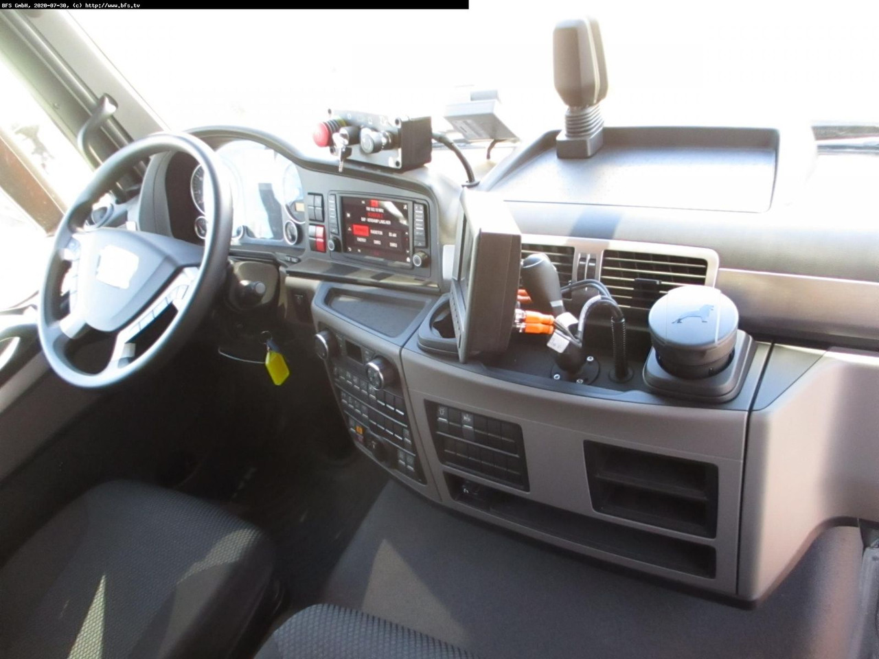 MAN TGS 28.320 6x2-4 BL HS HL Olympus 23 - Omni-DEKA - Мусоровоз: фото 4 MAN TGS 28.320 6x2-4 BL HS HL Olympus 23 - Omni-DEKA - Мусоровоз: фото 4