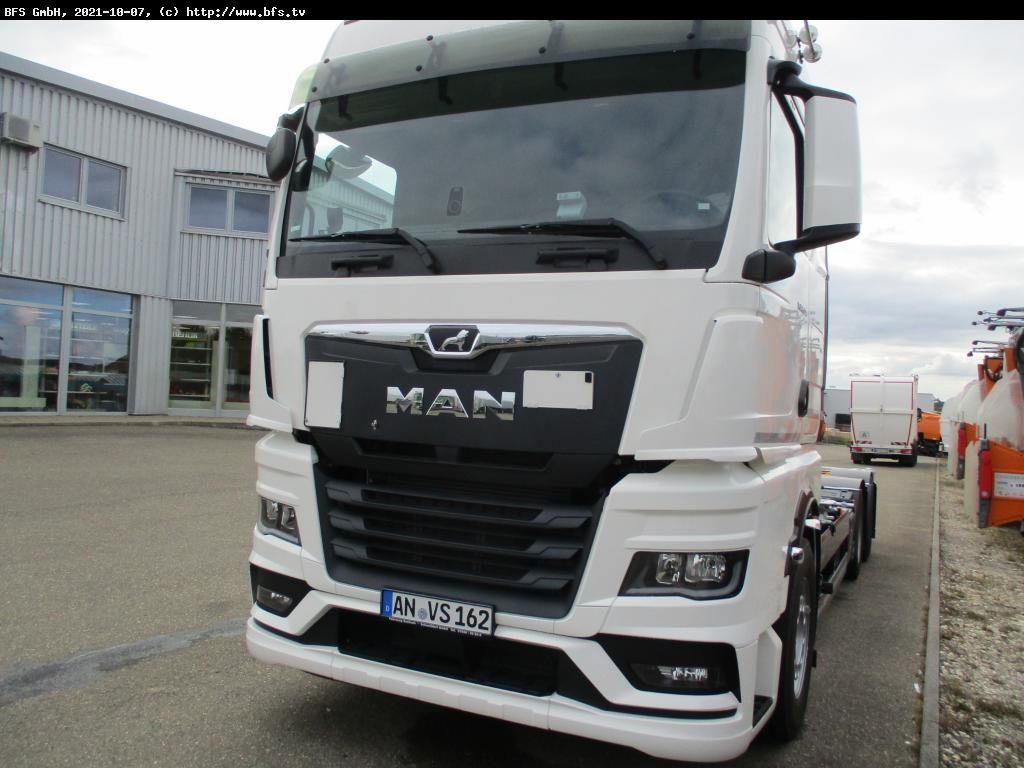 MAN TGX (TG3) 26.510 6x2-4 LL CH Multiwechsler - Грузовик-контейнеровоз/ Сменный кузов: фото 1 MAN TGX (TG3) 26.510 6x2-4 LL CH Multiwechsler - Грузовик-контейнеровоз/ Сменный кузов: фото 1