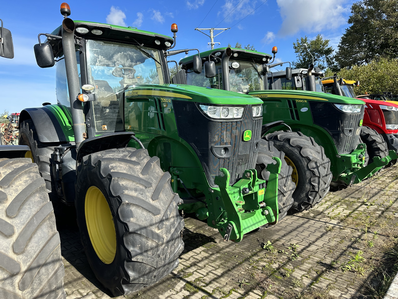 John Deere 7290R AutoPower 55 km/h ABS 310 PS GPS - Трактор: фото 3 John Deere 7290R AutoPower 55 km/h ABS 310 PS GPS - Трактор: фото 3