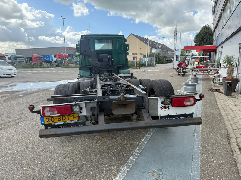 DAF CF 400 6X2 EURO 6 - ONLY 689.209 KM + STEERING AXLE - Грузовик-шасси: фото 4 DAF CF 400 6X2 EURO 6 - ONLY 689.209 KM + STEERING AXLE - Грузовик-шасси: фото 4