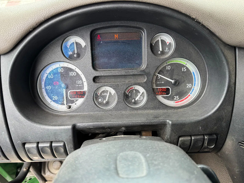 Автоманипулятор DAF CF 85.410 8X2 HIAB 422EP5 + REMOTE CONTROL: фото 15 Автоманипулятор DAF CF 85.410 8X2 HIAB 422EP5 + REMOTE CONTROL: фото 15