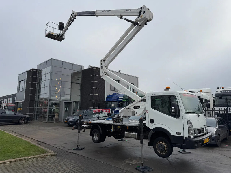Nissan Cabstar 35.12 + ISOLI 21 METER AERIAL PLATFORM - Фургон: фото 3 Nissan Cabstar 35.12 + ISOLI 21 METER AERIAL PLATFORM - Фургон: фото 3