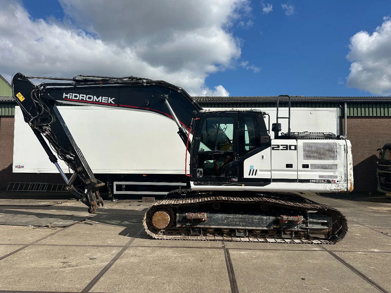 Hidromek HMK 230 LC-4, CE, 600 MM PADS, AUX PIPING, REVERSE CAMERA , AUTO LUB AC - Гусеничный экскаватор: фото 1 Hidromek HMK 230 LC-4, CE, 600 MM PADS, AUX PIPING, REVERSE CAMERA , AUTO LUB AC - Гусеничный экскаватор: фото 1