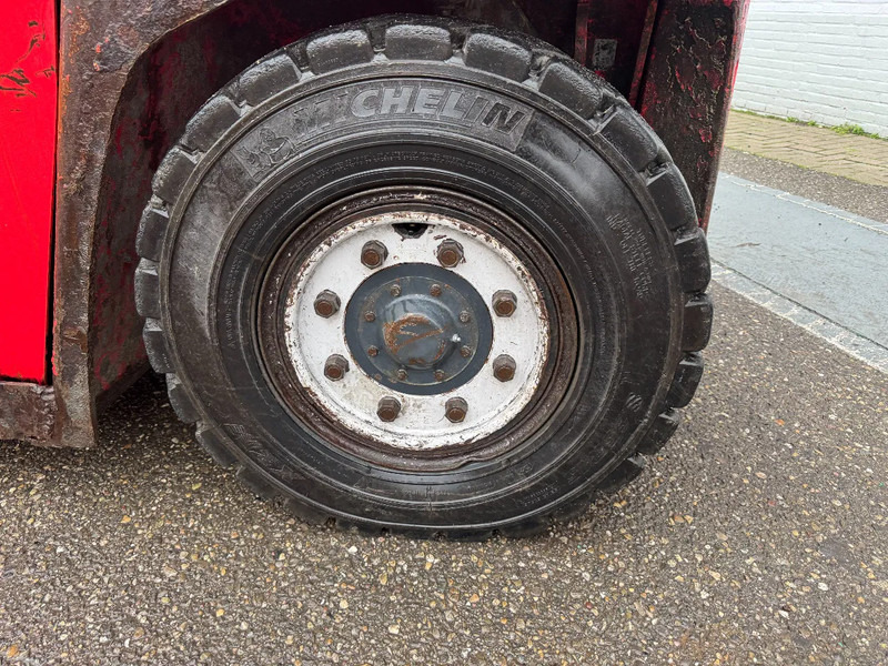 Дизельный погрузчик Kalmar DCF 80-9 8000 KG 2 STAGE MAST FORK POSITIONER DIESEL: фото 17 Дизельный погрузчик Kalmar DCF 80-9 8000 KG 2 STAGE MAST FORK POSITIONER DIESEL: фото 17