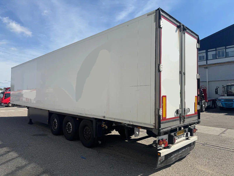 Schmitz Cargobull SKO 24 THERMO KING SLX300 D/E 3 AXLE TÜV TILL 03-2026 - Полуприцеп-рефрижератор: фото 4 Schmitz Cargobull SKO 24 THERMO KING SLX300 D/E 3 AXLE TÜV TILL 03-2026 - Полуприцеп-рефрижератор: фото 4