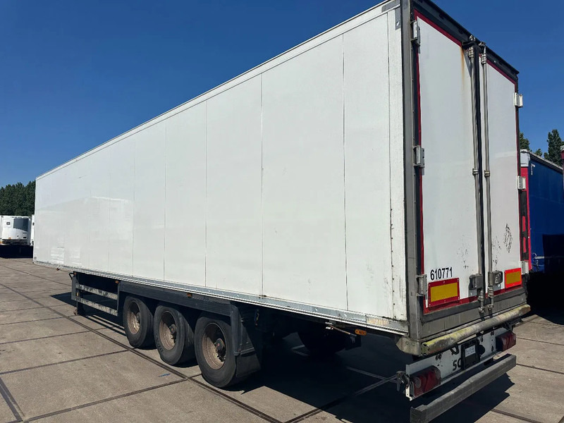 Schmitz Cargobull Schmitz Cargobull PRICES FROM €6950 TO €8950,- 40 X CARRIER 1850 MT D/E SAF AXELS - Полуприцеп-рефрижератор: фото 4 Schmitz Cargobull Schmitz Cargobull PRICES FROM €6950 TO €8950,- 40 X CARRIER 1850 MT D/E SAF AXELS - Полуприцеп-рефрижератор: фото 4
