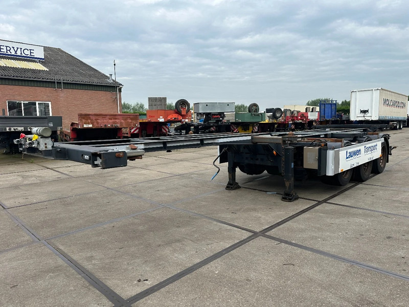 Tracon TRAILERS LZV MET SCHOTEL LIFT EN STUURAS - Полуприцеп-контейнеровоз/ Сменный кузов: фото 4 Tracon TRAILERS LZV MET SCHOTEL LIFT EN STUURAS - Полуприцеп-контейнеровоз/ Сменный кузов: фото 4