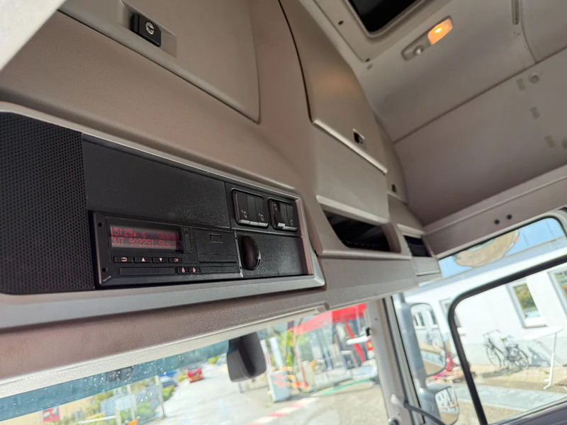 Тягач DAF CF 450 TUV 15-05-2026: фото 17
