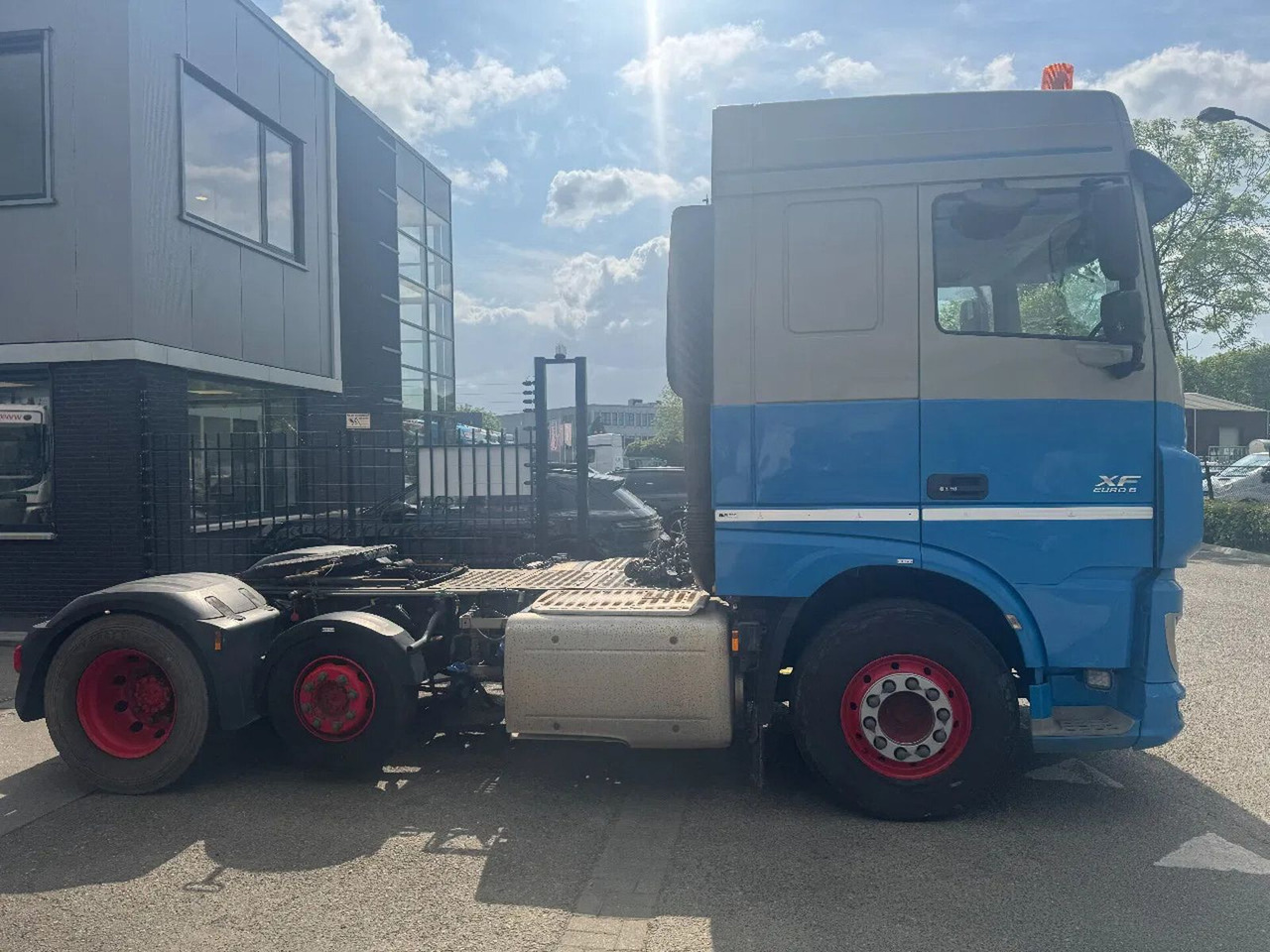 DAF XF 440 6X2 EURO 6 TÜV 09-2025 - Тягач: фото 4 DAF XF 440 6X2 EURO 6 TÜV 09-2025 - Тягач: фото 4