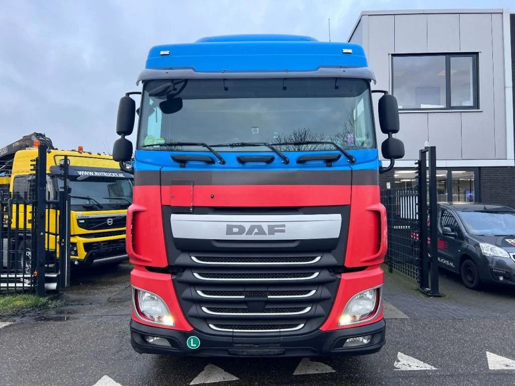 DAF XF 440 SC 4X2 EURO 6 MEGA - Тягач: фото 2 DAF XF 440 SC 4X2 EURO 6 MEGA - Тягач: фото 2