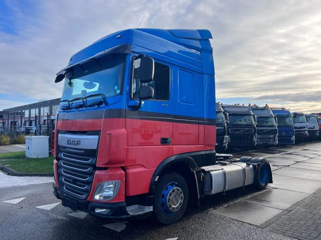 DAF XF 440 SC 4X2 MEGA 757.858km - Тягач: фото 1 DAF XF 440 SC 4X2 MEGA 757.858km - Тягач: фото 1