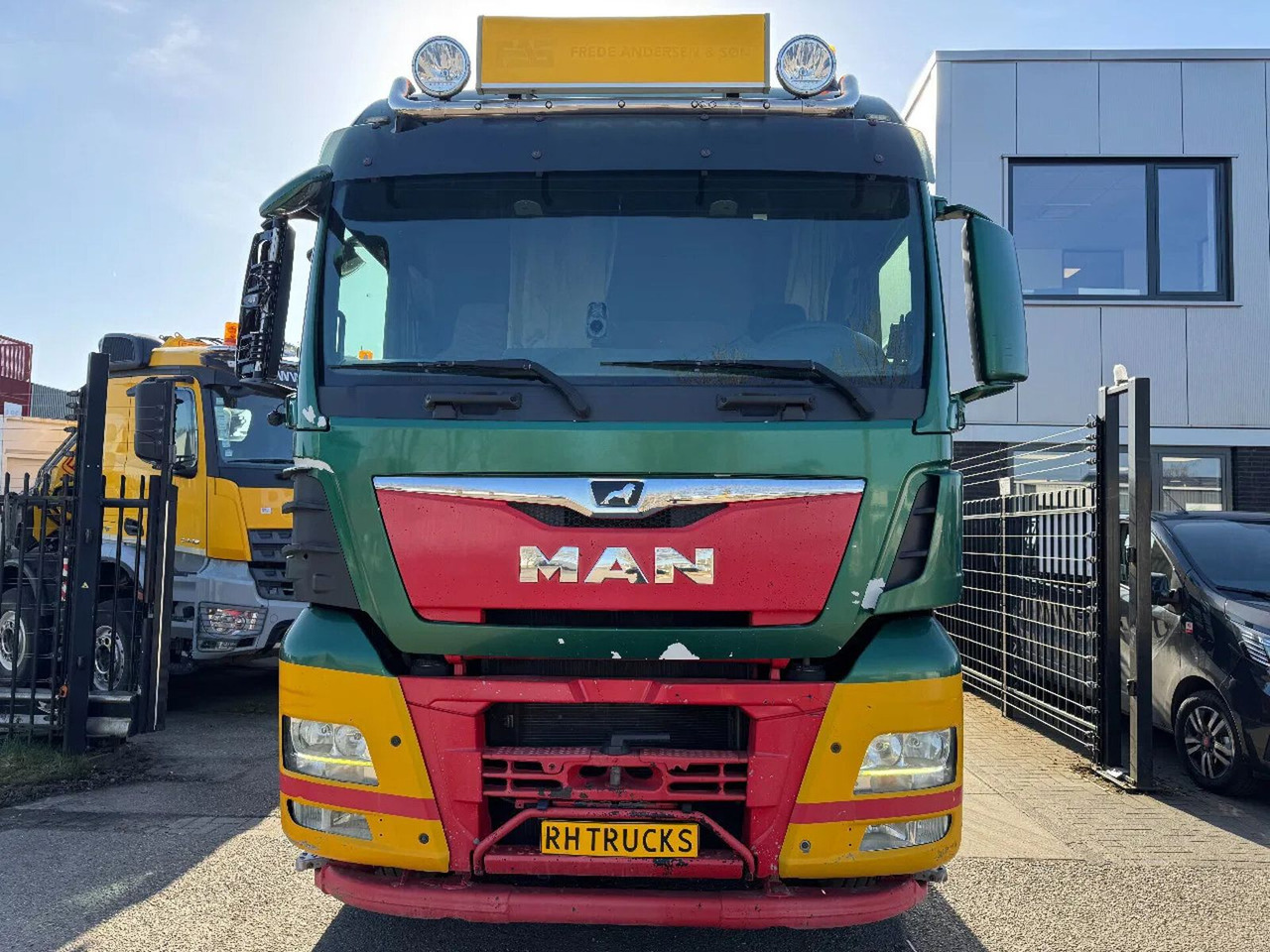 MAN TGX 26.500 6X4 - EURO 6 + KIPPER HYDRAULIC - Тягач: фото 2 MAN TGX 26.500 6X4 - EURO 6 + KIPPER HYDRAULIC - Тягач: фото 2