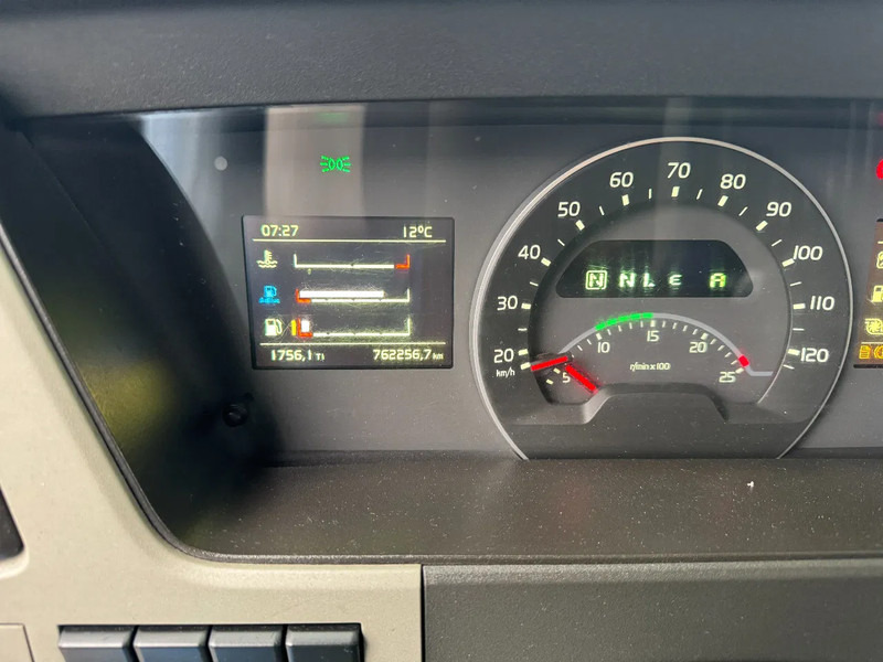 Тягач Volvo FM 370 4X2 SPOILERS EURO 6 SKIRTS HOLLAND TRUCK: фото 10 Тягач Volvo FM 370 4X2 SPOILERS EURO 6 SKIRTS HOLLAND TRUCK: фото 10