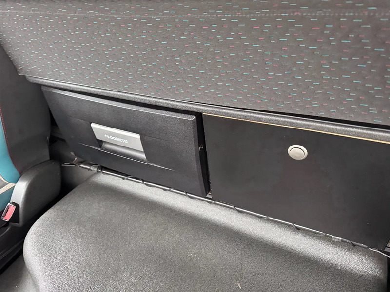 Тягач Volvo FM 370 4X2 SPOILERS EURO 6 SKIRTS HOLLAND TRUCK: фото 12 Тягач Volvo FM 370 4X2 SPOILERS EURO 6 SKIRTS HOLLAND TRUCK: фото 12