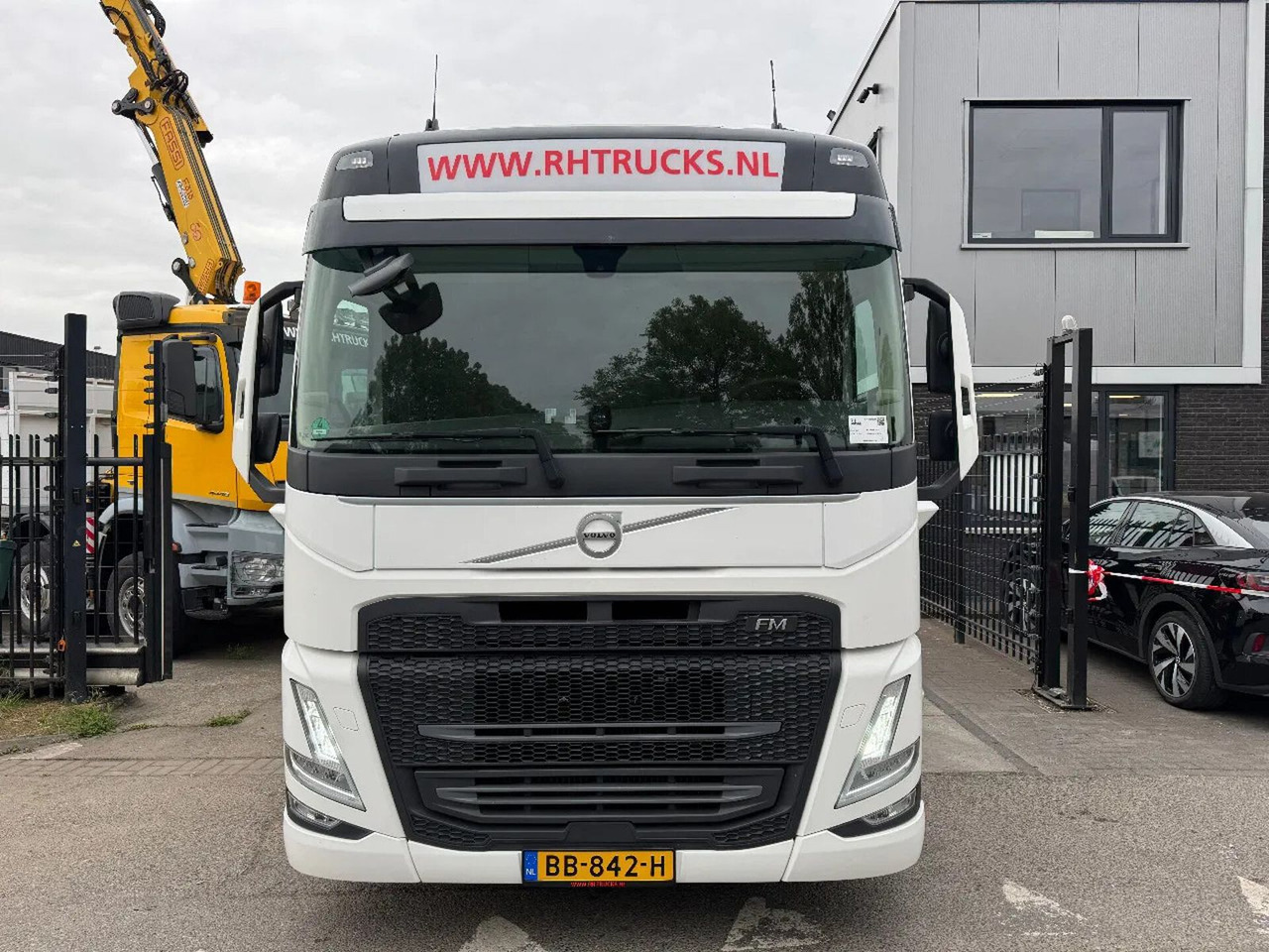 Volvo FM 380 4X2 EURO 6 NEW FACE SKIRTS AIRCO SPOILERS - Тягач: фото 2 Volvo FM 380 4X2 EURO 6 NEW FACE SKIRTS AIRCO SPOILERS - Тягач: фото 2