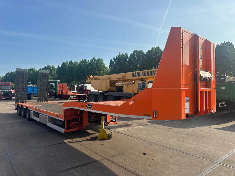 Zanner STL 45, 2 AXLE FORCED STEERING,LIFTING DECK, REMOTE CONTROL, WINCH, DUBBLE HYDRAULIC RAMPS - Низкорамный полуприцеп: фото 4 Zanner STL 45, 2 AXLE FORCED STEERING,LIFTING DECK, REMOTE CONTROL, WINCH, DUBBLE HYDRAULIC RAMPS - Низкорамный полуприцеп: фото 4
