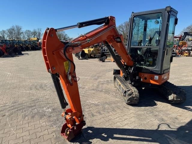 HITACHI ZX 26 - Мини-экскаватор: фото 2 HITACHI ZX 26 - Мини-экскаватор: фото 2