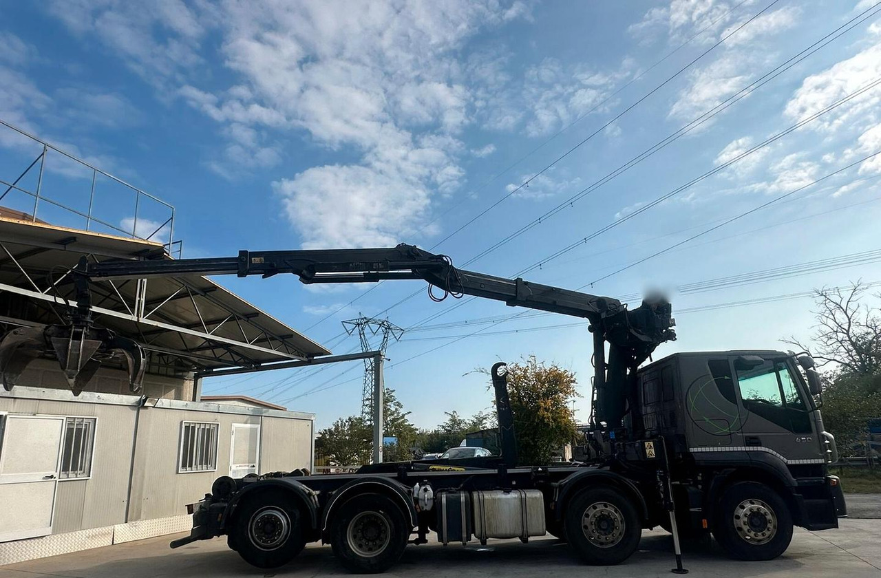 Motrice Iveco scarrabile con gru caricante - Крюковой мультилифт, Автоманипулятор: фото 5 Motrice Iveco scarrabile con gru caricante - Крюковой мультилифт, Автоманипулятор: фото 5
