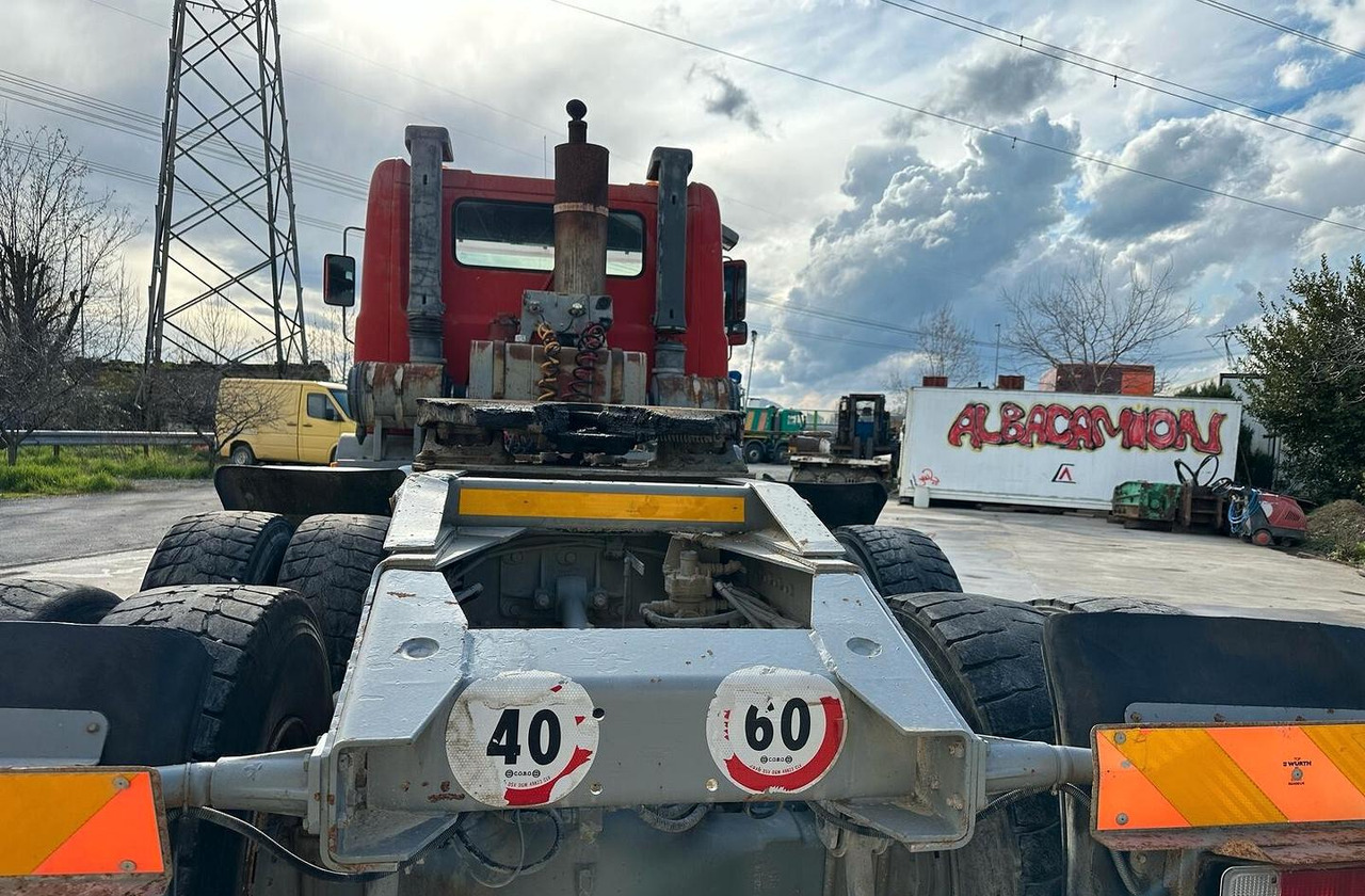 Trattore Astra 6x4 - Тягач: фото 3 Trattore Astra 6x4 - Тягач: фото 3