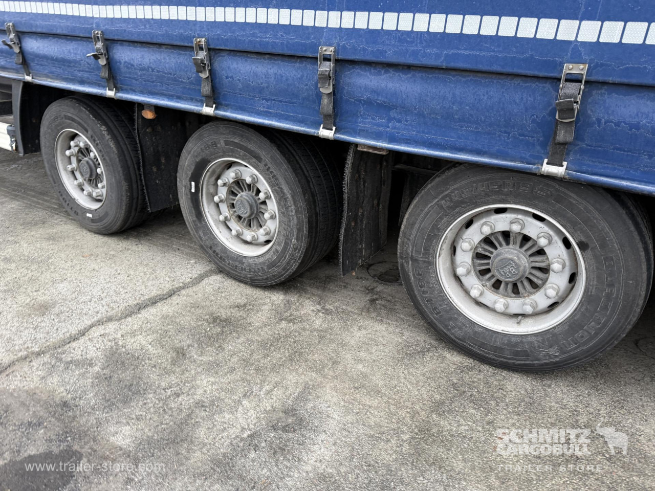 KAESSBOHRER Curtainsider Mega - Тентованный полуприцеп: фото 3 KAESSBOHRER Curtainsider Mega - Тентованный полуприцеп: фото 3