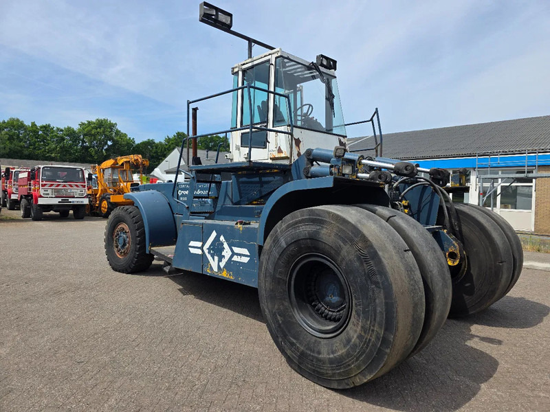 Hyster H44.OOC-16CH Complete with spreader - Мобильный кран: фото 4 Hyster H44.OOC-16CH Complete with spreader - Мобильный кран: фото 4