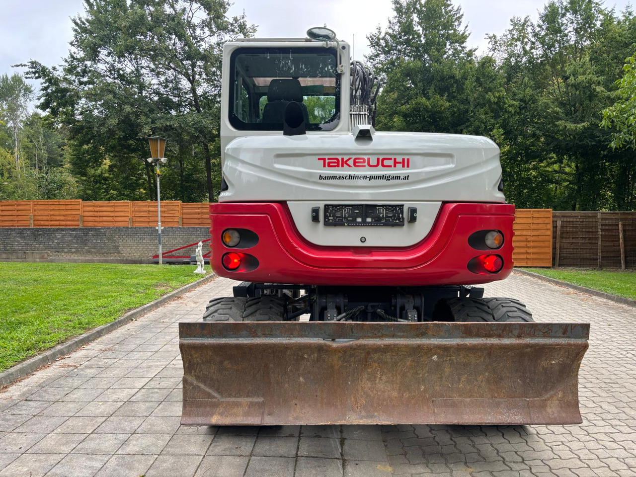 TAKEUCHI TB 295 W - Колёсный экскаватор: фото 5 TAKEUCHI TB 295 W - Колёсный экскаватор: фото 5