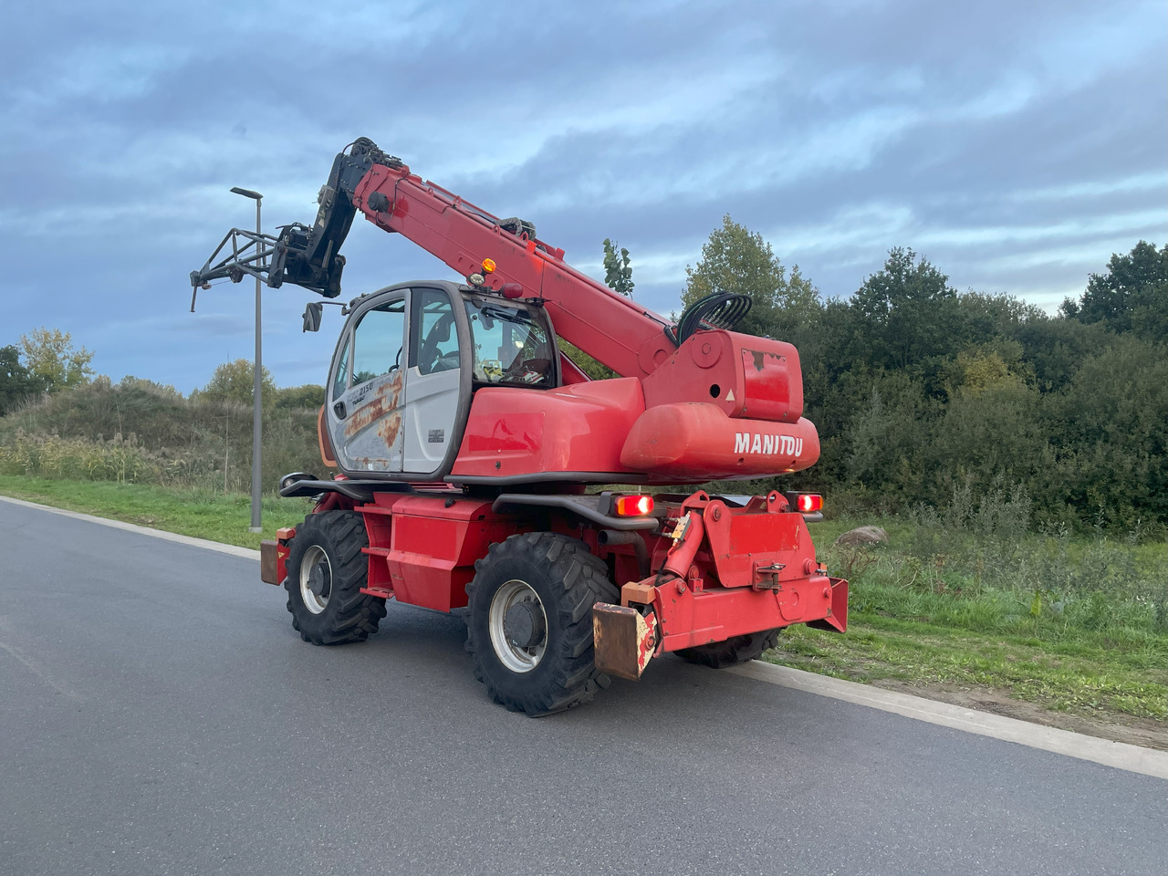 MANITOU MRT2150 - Телескопический фронтальный погрузчик: фото 4 MANITOU MRT2150 - Телескопический фронтальный погрузчик: фото 4