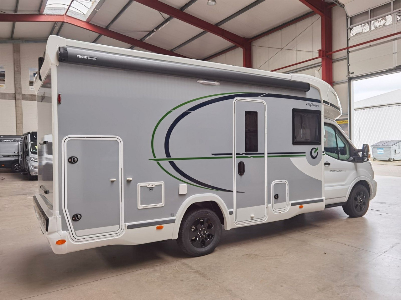 Chausson 630 TITANIUM / - 2026 - / EINZEL. - HUBBETTEN - Полуинтегрированный автодом: фото 4 Chausson 630 TITANIUM / - 2026 - / EINZEL. - HUBBETTEN - Полуинтегрированный автодом: фото 4
