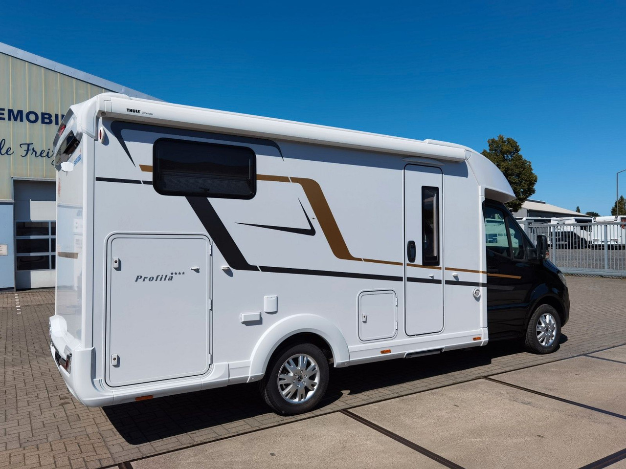 Eura Mobil PROFILA T 696 EB /-2025-/ S-PAKET / EINZELBETTEN - Полуинтегрированный автодом: фото 4 Eura Mobil PROFILA T 696 EB /-2025-/ S-PAKET / EINZELBETTEN - Полуинтегрированный автодом: фото 4